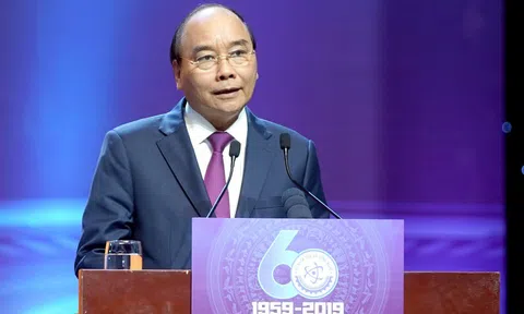 Thủ tướng: Việc đầu tiên phải làm là đổi mới sáng tạo cách trọng dụng con người