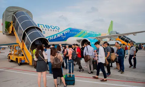 Thêm hãng bay, vé máy bay Tết Canh Tý 2020 vẫn “khó rẻ”