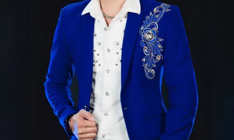 Liveshow kỷ niệm 10 năm ca hát của ca sĩ Hoàng Kim Long