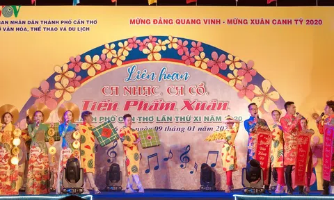 Cần Thơ: Bế mạc Liên hoan “Ca nhạc, Ca cổ, Tiểu phẩm Xuân” 2020