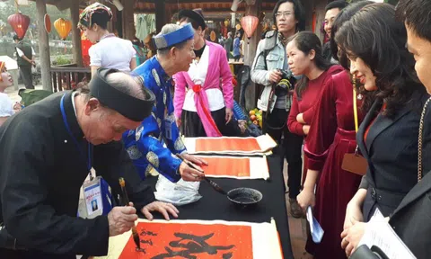 Hà Nội: 52 ông đồ tham gia Hội chữ Xuân Canh Tý 2020