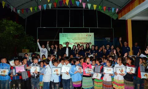 Sinh viên khoa Luật – Đại học Văn hóa Hà Nội mang yêu thương đến vùng cao Yên Bái