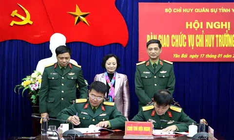 Điều động, bổ nhiệm nhân sự 2 Quân khu