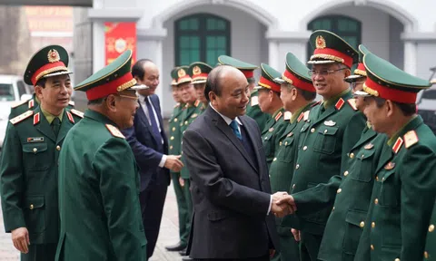 Thủ tướng thăm Tổng cục II, Bộ Quốc phòng