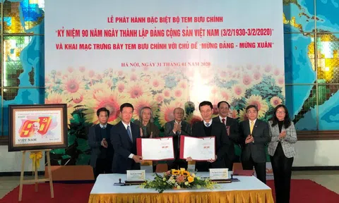 Phát hành đặc biệt bộ tem kỷ niệm 90 năm thành lập Đảng Cộng sản Việt Nam
