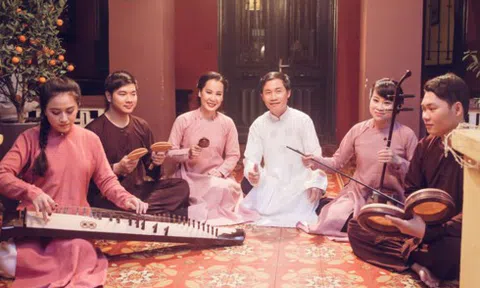 Hát xẩm ngày xuân: Nghệ thuật truyền thống đang dần sống lại