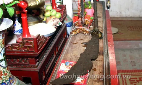Hải Phòng: Thanh Long đao tại Khu di tích tưởng niệm Vương triều Mạc được công nhận là bảo vật quốc gia