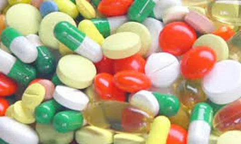 Đình chỉ lưu hành, thu hồi toàn quốc thuốc Buclapoxime