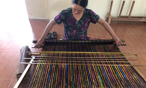 Ninh Thuận: Rực rỡ sắc màu thổ cẩm Mỹ Nghiệp