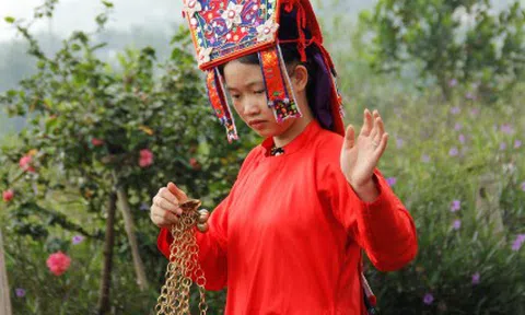 Lạng Sơn: Cô gái trẻ lưu giữ văn hóa Then