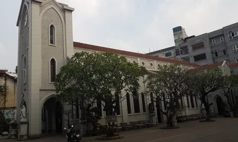 Đến với giáo xứ Hàm Long