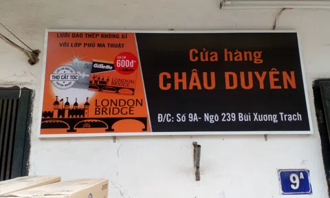 Anh chị Châu - Duyên phát miễn phí hơn 8.000 khẩu trang tặng bà con nhân dân phòng chống dịch COVID-19