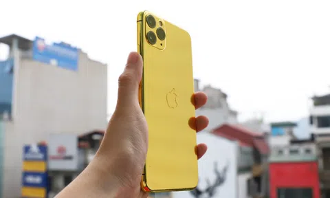 Royal Gift ra mắt phiên bản iPhone 11 Pro Max mạ vàng 24K