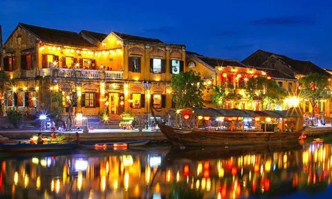 Lo ngại dịch COVID-19, nhiều điểm du lịch tạm dừng đón khách