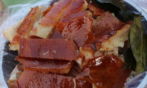 Lợn quay nổi tiếng xứ Lạng: Từ món ăn kỳ công đến văn hóa bản địa