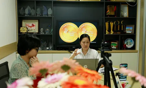 Doanh nghiệp có đề cử Sao Khuê sẽ thuyết trình online