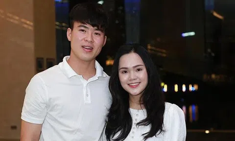 Vợ Duy Mạnh lộ vòng 2 to bất thường, dân mạng đặt nghi vấn có tin vui?