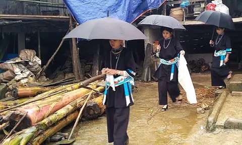 Phong tục "khẩu lẩu" của người Nùng ở Cao Bằng