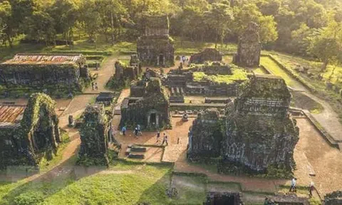 Chuyên gia Ấn Độ hỗ trợ trùng tu vùng lõi Di sản Văn hóa thế giới Mỹ Sơn