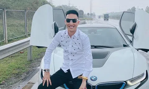 Dừng xe trên cao tốc chụp, Huấn Hoa Hồng bị chỉ trích không thương tiếc