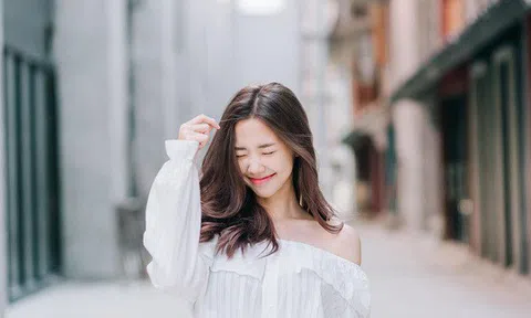 Nụ cười tỏa nắng của hot girl hút nửa triệu fan trên mạng xã hội