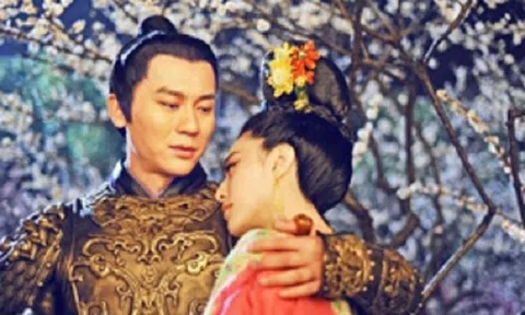 2 mẹ con Võ Tắc Thiên cùng chung một người tình