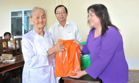 Mang "Xuân yêu thương" đến với gia đình chính sách còn khó khăn tại Cần Thơ