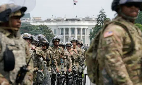 Trước nguy cơ nổ ra biểu tình ủng hộ ông Trump, Lầu Năm Góc có động thái mới?
