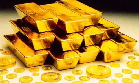 Giá vàng thế giới tăng mạnh, trong nước diễn biến trái chiều