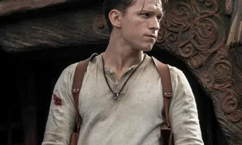 Phim của Tom Holland dời lịch chiếu