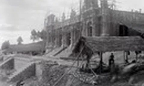 Hình ảnh hiếm thấy về công trường xây dựng lăng Khải Định