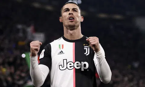 Ronaldo được vinh danh