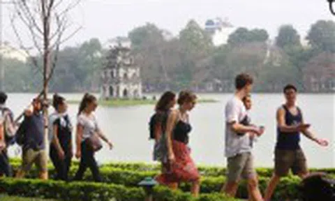 Bắc Bộ và Trung Bộ nắng ấm, Tây Nguyên - Nam Bộ ngày nắng, chiều tối mưa rào vài nơi