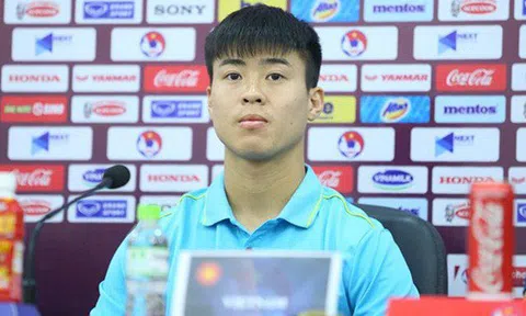 Duy Mạnh nói về ký ức nhặt bóng tại AFF Cup 2008, tuyên bố đá sòng phẳng với Thái Lan