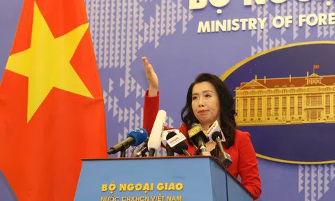 Việt Nam lên tiếng về việc Mỹ cung cấp thêm tàu tuần tra cho Cảnh sát biển