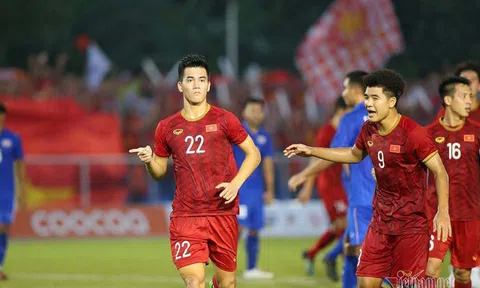 HLV Park Hang Seo: "Đá với Thái rất khó khăn, nhưng chúng tôi đã vào bán kết"