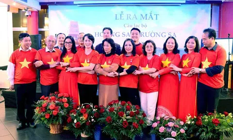 Ra mắt CLB Hoàng Sa, Trường Sa của cộng đồng người Việt tại Ba Lan