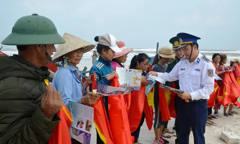 Cảnh sát biển chung tay tháo gỡ 'thẻ vàng' EC