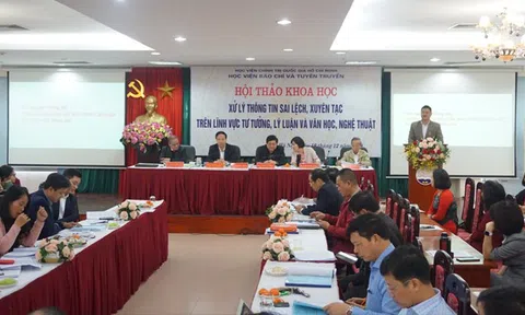 Xử lý thông tin sai lệch, xuyên tạc trên lĩnh vực tư tưởng, lý luận và văn học, nghệ thuật