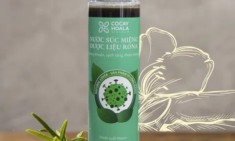 Nước súc miệng dược liệu Rona Cỏ Cây Hoa Lá được khách hàng tin dùng