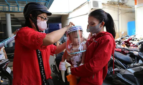 Chống dịch COVID-19: 'Hãy vững tin vì chúng tôi luôn bên bạn'