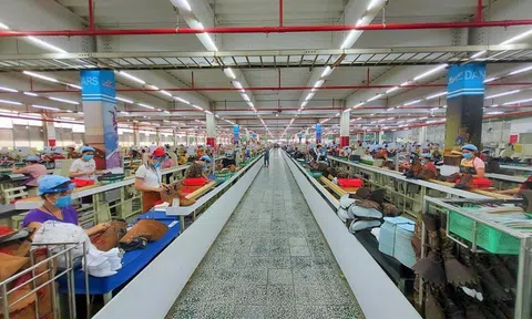 TPHCM ứng phó dịch COVID-19 giai đoạn 3, hé lộ bài toán sống còn