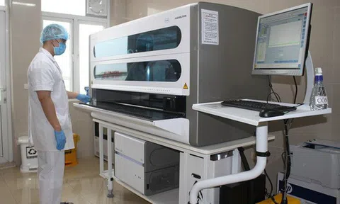 Bộ Y tế lần thứ hai yêu cầu báo cáo khẩn việc mua máy xét nghiệm Realtime PCR