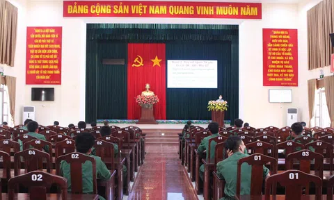 Bộ Y tế huy động 800 sinh viên Đại học Kỹ thuật Y dược Đà Nẵng và Trường Quân sự Quân khu 5 chống dịch tại Đà Nẵng