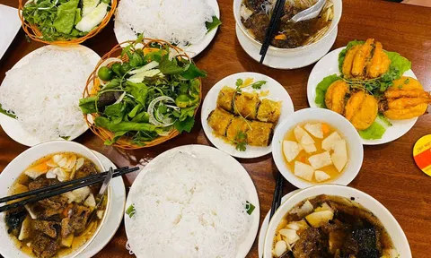Bún Chả Sinh Từ - Hương vị thuần Việt, phong cách khác biệt