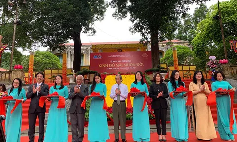 Khai mạc triển lãm “Kinh đô mãi muôn đời”