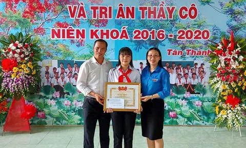 " Đinh Tú Bình " tấm gương tiêu biểu được tuyên dương tại Đại hội Cháu ngoan Bác Hồ toàn quốc lần thứ IX