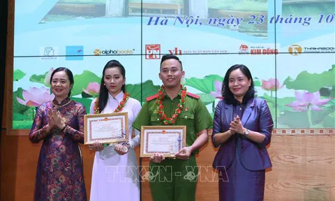 Trao giải thưởng Cuộc thi Đại sứ Văn hóa đọc năm 2020