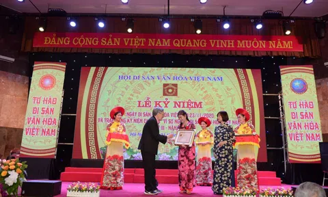 Tiệm Vàng Kim Hoàn Khôi được vinh danh nhân Ngày Di sản Việt Nam