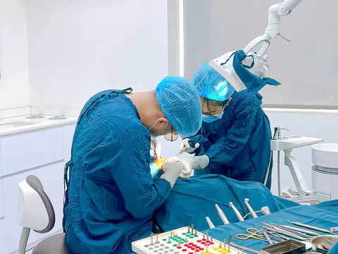 Trồng răng Implant tại Vindental Đà Lạt: Giải pháp hoàn hảo cho hàm răng khỏe đẹp